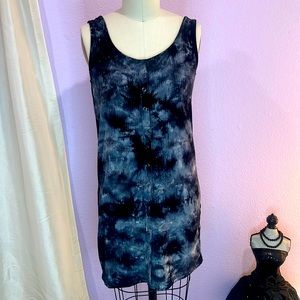 Forever 21 tie dye snap front t shirt dress
